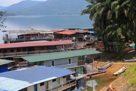 Trip ke tasik kenyir ini adalah trip 3h 2m di mana saya menempah 2 unit rumah peranginan persekutuan (rpp). 100 Rumah Bot Tersadai Di Tasik Kenyir Kosmo Digital
