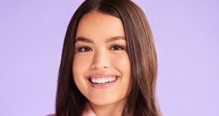 Get to Know 10 Fun Facts About Annabelle's Book Club Founder Annabelle  Chang (Exclusive)