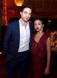 During an interview on new music daily with zane lowe, the british singer/songwriter, 31, explained her break. Robert Pattinson And Fka Twigs Celebrity Couples With Big Height Differences Popsugar Celebrity Uk Photo 3