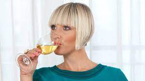 It destroys the lining in your stomach and enhances acid productivity, so the body fails to absorb essential minerals, vitamins, calcium, fats, and proteins crucial for healthy hair. Alcohol And Hair Growth