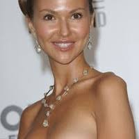 20+ "Natalie Coronado" profiles