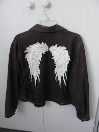 Grey With White Angel Wings Altered Couture Jean Jacket Boho Rocker Sz L Xl By Madmrsrochester On E Modnye Stili Dizajner Odezhdy Povsednevnaya Moda Dlya Zhenshin