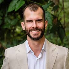 Introducing Integrative Doctor Joe Monteith Dr Joe Monteith is a specialist  GP who works with an integrative and multidisciplinary approach to  healthcare, customised to the presenting needs of patients. Dr Joe has