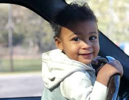 Football Star Reggie Bush's Family: Wife, Kids, Siblings, Parents