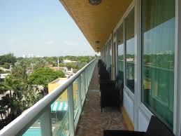 Oceanside's weather has been rated by usa today as the second most ideal climate in the usa, and the fifth most ideal weather in the world. Pool View Balcony Picture Of Best Western Plus Oceanside Inn Fort Lauderdale Tripadvisor