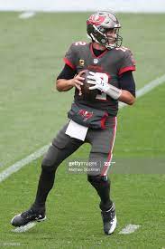 Quarterback Tom Brady Of The Tampa Bay Buccaneers Looks To Pass In 2021 Tampa Bay Buccaneers Tampa Bay Tom Brady