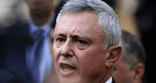 Crise politique au Liban : le jeu dangereux de la France