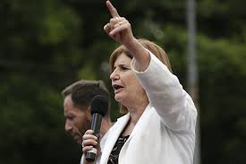 En rosario3 podrás informarte sobre las últimas noticias de sabina frederic y otros temas relacionados. Si Vive En Un Termo Que Haga Silencio La Reaccion Del Arco Politico A Los Dichos De Sabina Frederic La Nacion