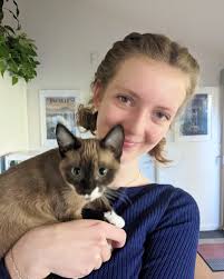 🐾Furever stories....🐾 Merlot settled right into his new home immediately,  he managed to have all of the humans and new siblings around his paws in no  time! 😼😻 Here's what his new