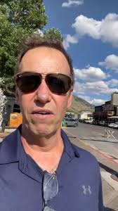 הפגנה להחזיר את החטופים ותמיכה בישראל במקום לא צפוי