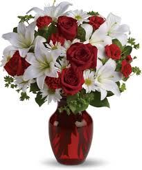 Be My Love Bouquet With Red Roses Red Roses Fresh Flower Market Discount Flowers
