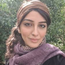 Llibres de Dilar Dirik. Biografia i bibliografia.