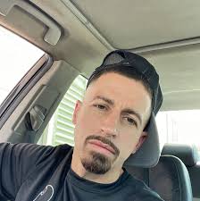 Don't come over here wantin steak n shi . You was cool eatin 4for4s wit  buddy