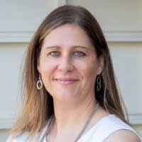 Beth Klatt's Instagram, Twitter & Facebook