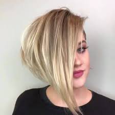 Voir plus d'idées sur le thème coiffure courte, coupe de cheveux courte, coiffures courtes asymétriques. Trop Beau Ce Carre Coupes Au Carre Coiffures Courtes