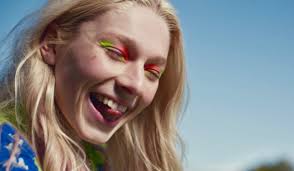 Jules (hunter schafer), episode 3. Euphoria Head Makeup Artist Shares Why You Ve Never Seen Makeup On Tv Like This Before Allure