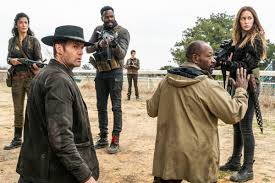 Wie lange die zombieserie the walking dead laufen wird, wird auch davon abhängen, ob robert kirkmans comicvorlagen ein ende in sicht haben. Fear The Walking Dead Staffel 4 Wann Kommt Folge 7