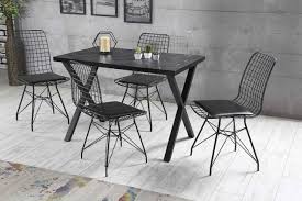 Klasik tarzı sevenler için mermerin şıklığı ve koyu tonların asaletini barındıran modeller ideal seçim olacak. Elfin Berlik Mutfak Yemek Masasi Mermer 4 Kisilik Tel Sandalyeli Modelleri Ve Fiyati 769 90 Tl