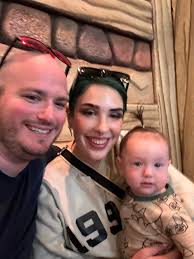 Happy anniversary to the most incredible person and partner I could ever  ask for. Avonlea Fernandez I love you so much. Thank you for always being  here for me and our incredible