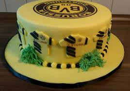 Schokoladenkuchen oder rührkuchen in geschäften aus dortmund und umgebung auf kaufda.de. Bvb Torte