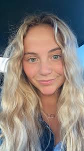 Full Rine Real Watate Agent with A 9 5