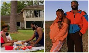 Adekunle gold & nailah blackman. Couples Goals Adekunle Gold And Simi Enjoys Romantic Time With Their Daughter Video