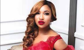 On 27 august 2000, tonto dikeh set up her foundation, the tonto dikeh foundation. Tonto Dikeh Grateful As New Man Plays Father To Her Son