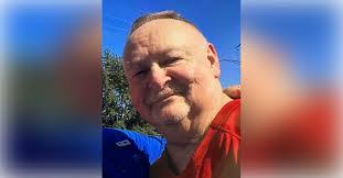 Erik Holman's Instagram, Twitter & Facebook