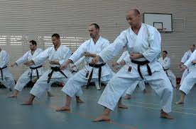 Tokyo — it would be hard to find anyone more qualified to lead japan's national karate team than rika usami. Shotokan Karate At Usc Munich Karate Usc Munchen
