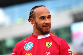 Laura sommaruga shower With millions of.