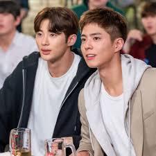 Byeon woo seok pernah tampil di beberapa drama seperti 'search: Meet The Record Of Youth Cast Park Bo Gum Park So Dam And More Teen Vogue