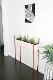 15 Diy Plant Stands To Fill Your Home With Greenery Plant Stand Indoor Diy Plant Stand Planter Stand