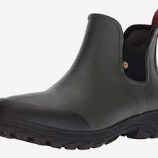 Gardening shoes come in several forms; 8 Best Gardening Boots 2021 The Strategist