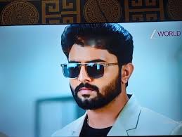 How do you paint large letterings? I don't use projectors. Because I love  good old fashion mathematics. Hahaha 😁