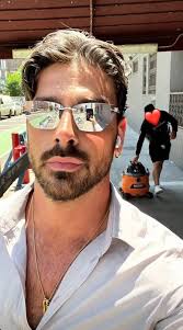 Missing the love of my life 💞 My bed is empty ❣️❣️ honey I want you back