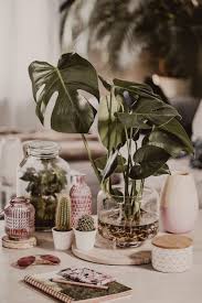 Deko Ideen Fur Den Fruhling Deko Tipps Furs Wohnzimmer Rosegold Marble Deko Ideen Deko Tisch Dekorieren