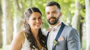 Retrouvez grâce à télé 7 replay toutes les vidéos disponibles gratuitement de mariés au premier regard en replay et en streaming. Maries Au Premier Regard 3 Marlene Trahie Par Kevin Vivien Et Charline Emmenagent Ensemble Replay De L Episode 7 Melty