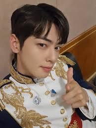 Cha Eun Woo meet and greet...