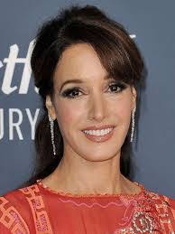 Jennifer Beals's Instagram, Twitter & Facebook