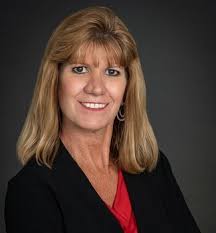 Real Estate Agents in 48054