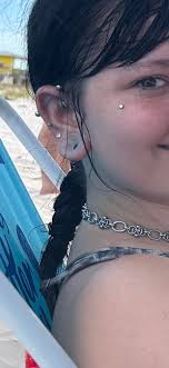 Piercing artist seeking community friends in Denver