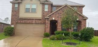 As of june 2021, the average apartment rent in houston, tx is $1,844 for a studio, $1,228 for one bedroom, $1,094 for two bedrooms, and $2,287 for three bedrooms. Find Rent To Own Homes In Houston Tx Complete List Of Rent To Own Homes