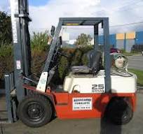 NISSAN PJ02A25U 2.5t LPG with Sideshift | Associated ...