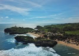 Nah, dengan harga tiket masuk seperti di atas, anda sudah bisa menikmati wisata south shore gunung kidul jogja, tempat nyunset yang seru, dan memberikan informasi terbaru mengenai objek wisata, terkait dengan alamat lokasi, harga tiket masuk 2021, daftar harga menu 2021, harga. Pantai Krakal Wajib Anda Kunjungi Jika Liburan Ke Gunung Kidul