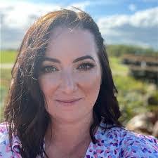 Jodie Mcneil's Instagram, Twitter & Facebook