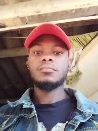 Em 2018 depois de Sergio Ramos ter lesionado Mohamed Salah: Zlatan  Ibrahimovic no Twitter: "Se Sergio Ramos me tentasse lesionar, eu  colocava-o numa cama de hospital em coma". Sergio Ramos respondeu: "