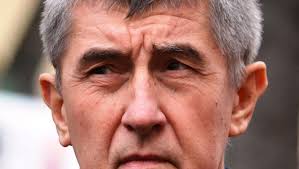 Andrej babiš has been endowed with the nickname babisconi since he, like the former italian prime minister silvio berlusconi, is accused of purchasing and using various means of communication for his own propaganda purposes. Tschechien Die Stunde Der Populisten Blatter Fur Deutsche Und Internationale Politik