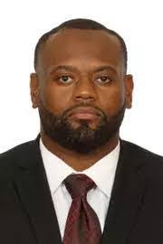 Larry Mustain's Instagram, Twitter & Facebook