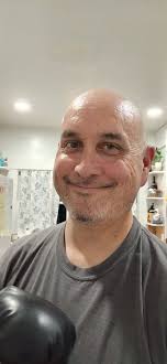 Is there still women's kick boxing classes some where in momence?