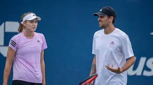 Kim Clijsters sends warning about news of Elena Rybakina's coaching change